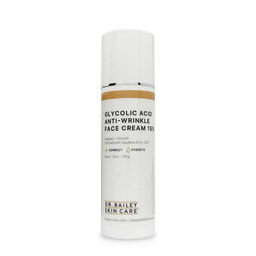 Exfoliating anti-wrinkle face cream with 15% glycolic acid improves wrinkles, fine lines, and age spots.