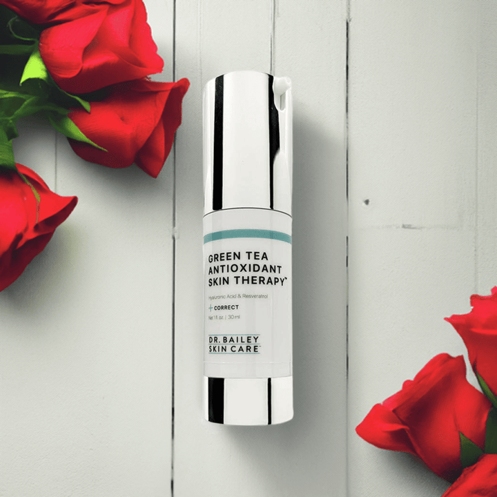 Green Tea Antioxidant Skin Therapy calms redness, fights skin aging and sun damage.