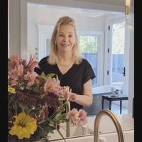 A personal video overview of Green tea antioxidant cream hydrates, reduces redness, inflammation, and protects against skin cancer.